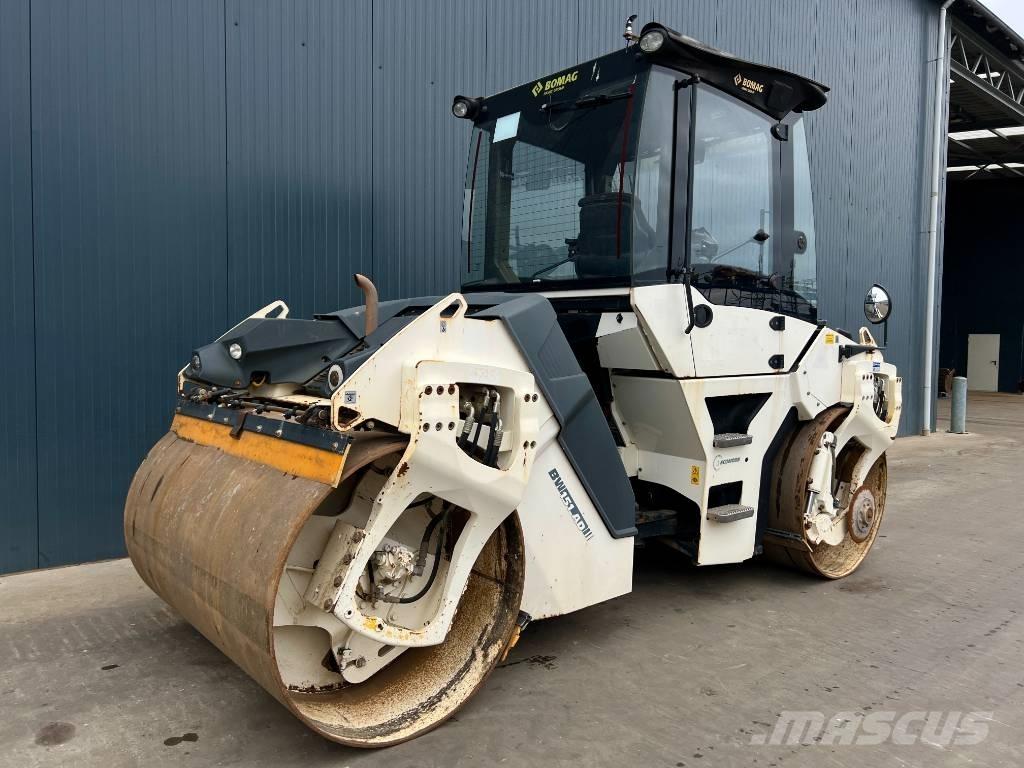Bomag BW151AD-5 Ikerdobos hengerek