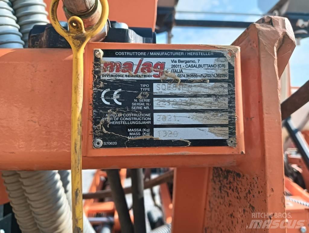  MAAG SDE8TEM Precíziós vetőgépek