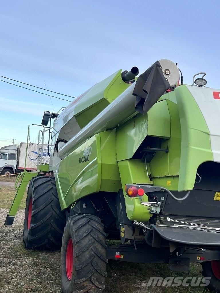 CLAAS Tucano 480 Kombájnok