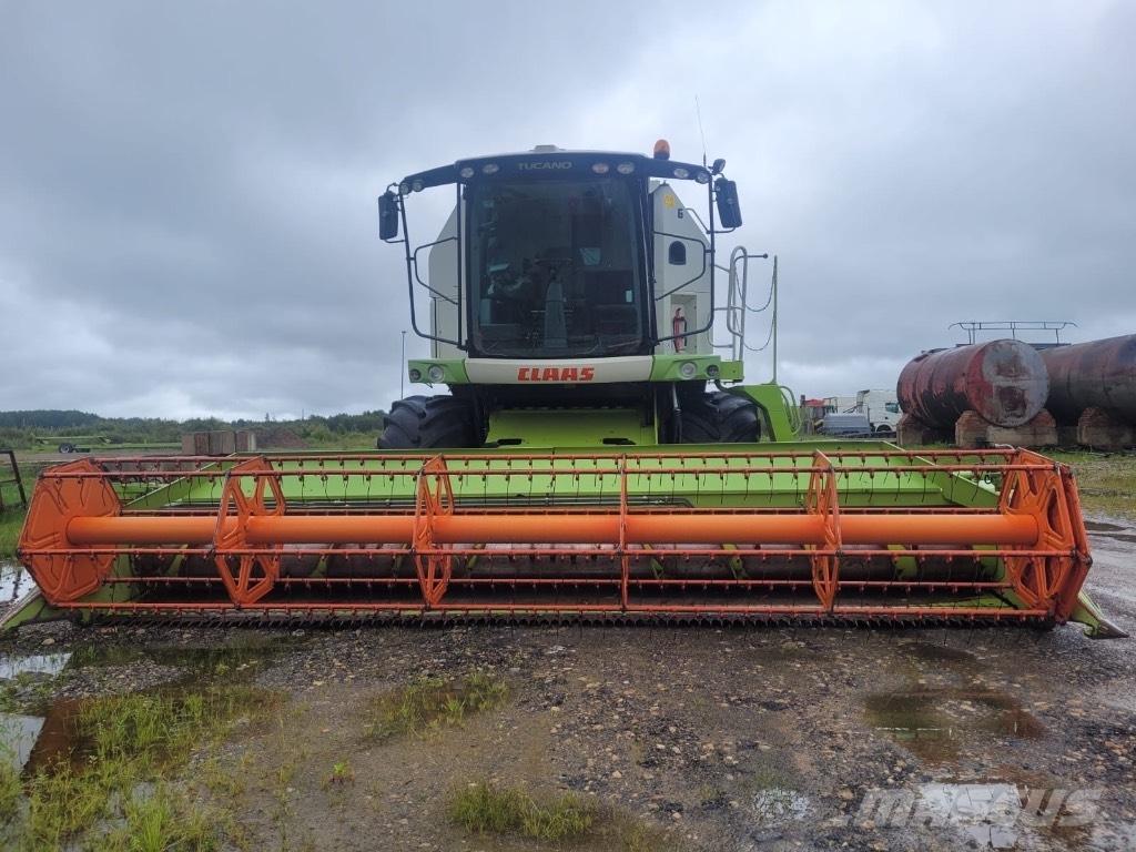 CLAAS Tucano 480 Kombájnok