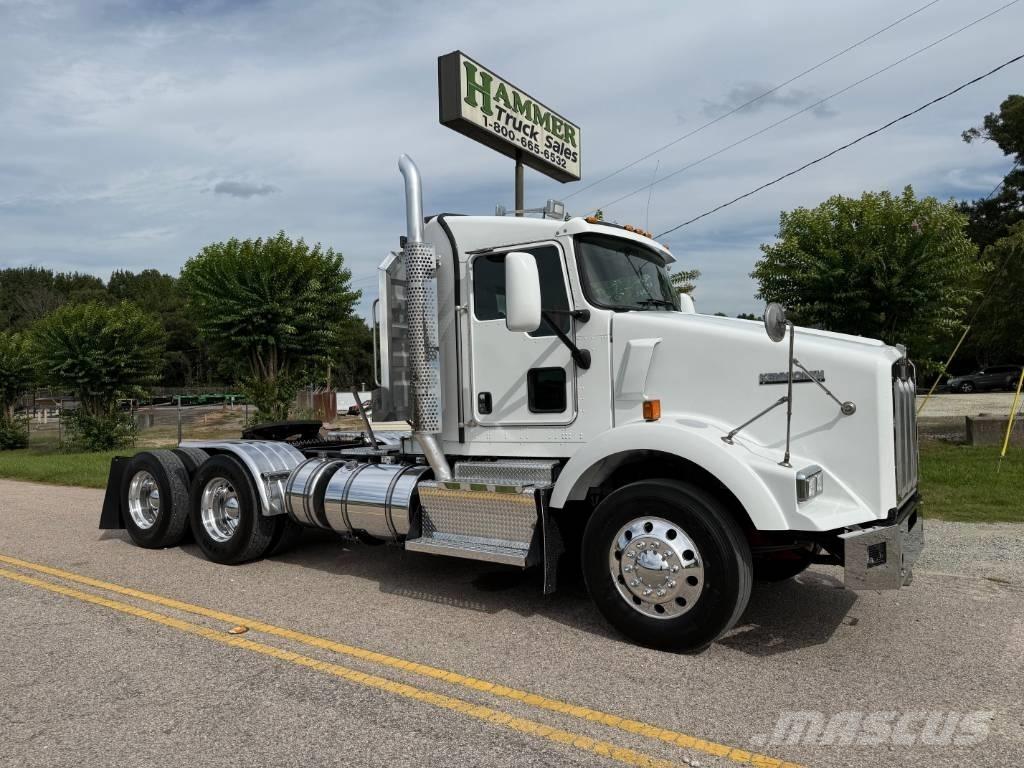 Kenworth T 800 Nyergesvontatók