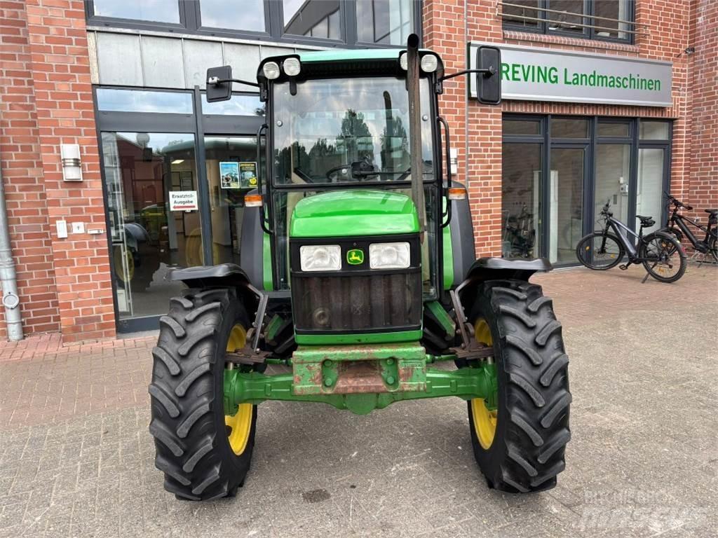John Deere 5510 Traktorok