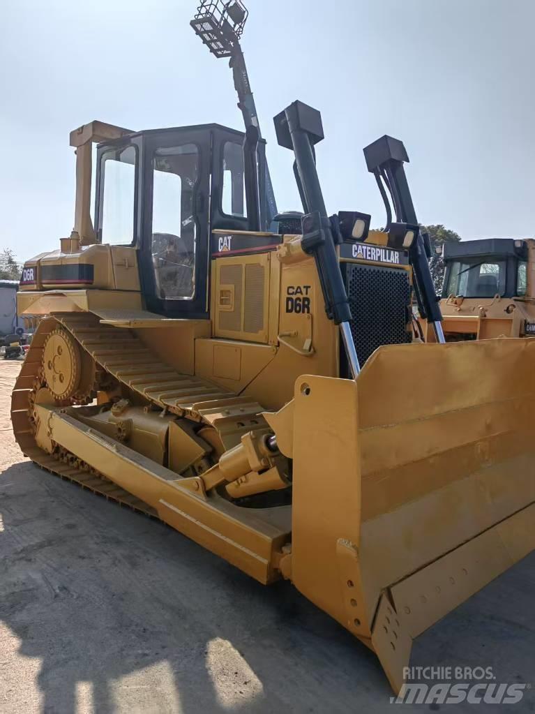 CAT D 6 R Gréderek