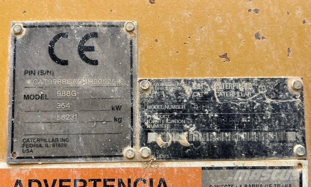 CAT 988 G Gumikerekes homlokrakodók