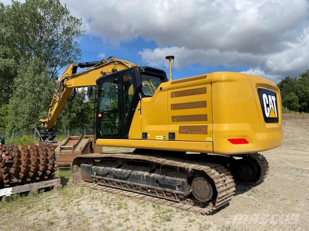 CAT 323 Lánctalpas kotrók