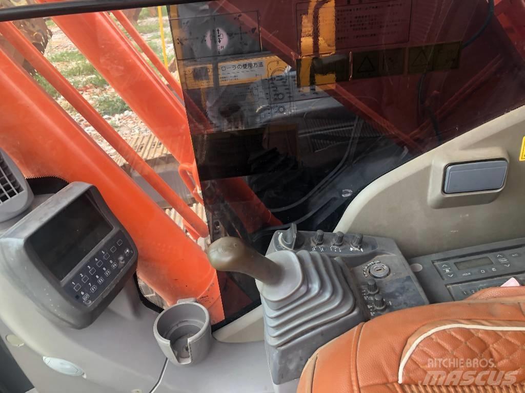 Hitachi ZX 240 Lánctalpas kotrók