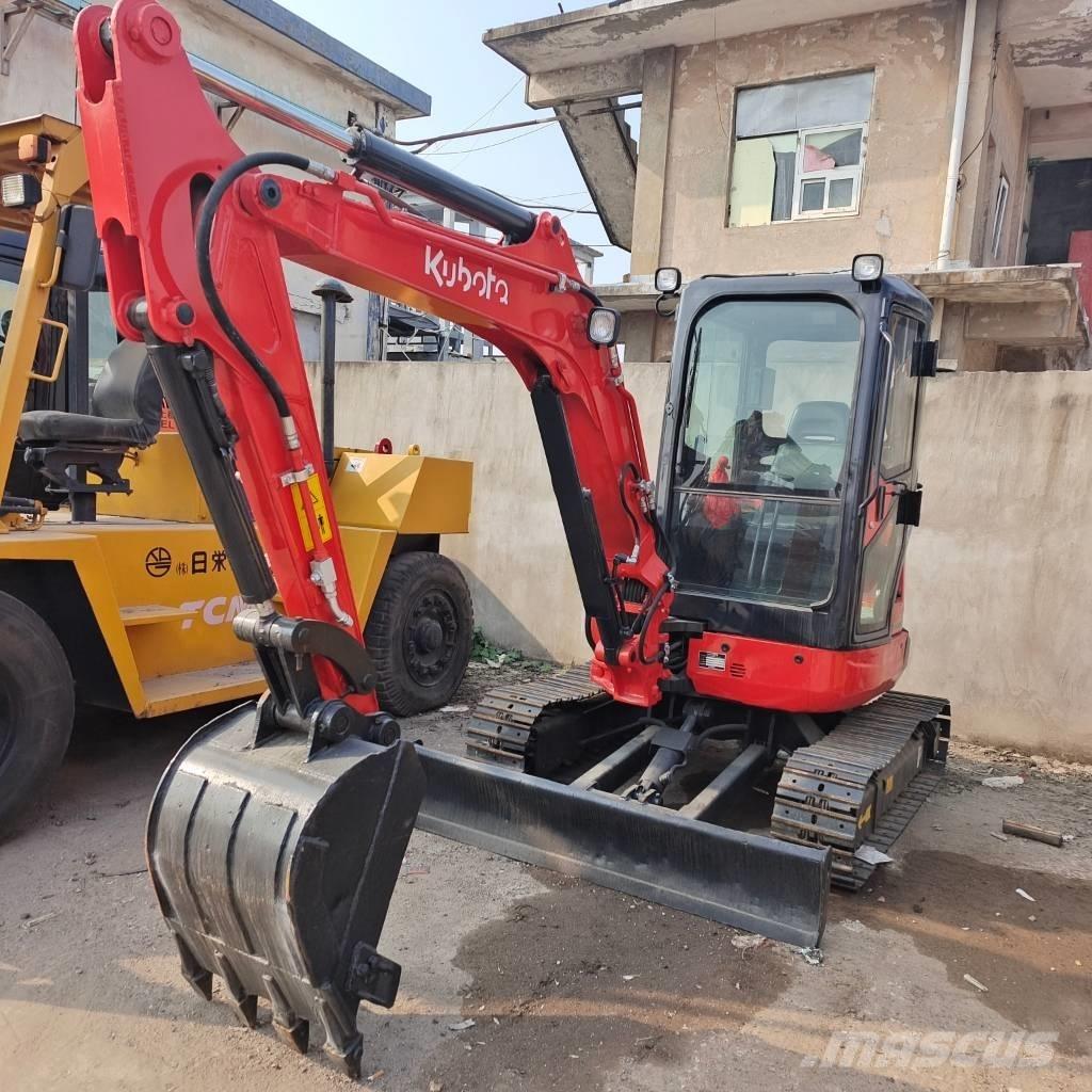 Kubota U 35 Mini kotrók < 7t