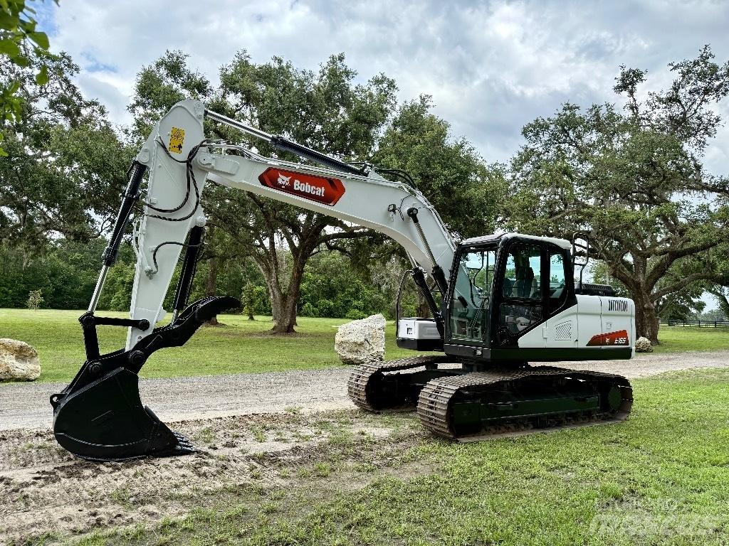 Bobcat E165 Lánctalpas kotrók