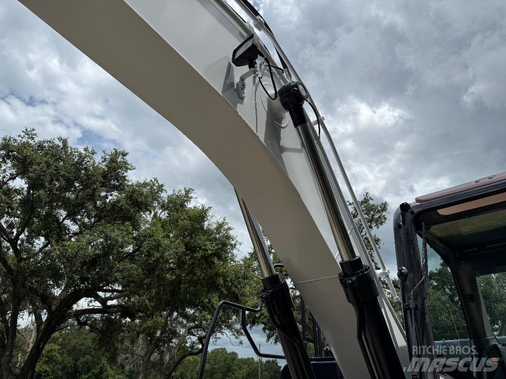 Bobcat E165 Lánctalpas kotrók