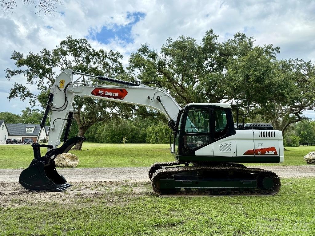 Bobcat E165 Lánctalpas kotrók