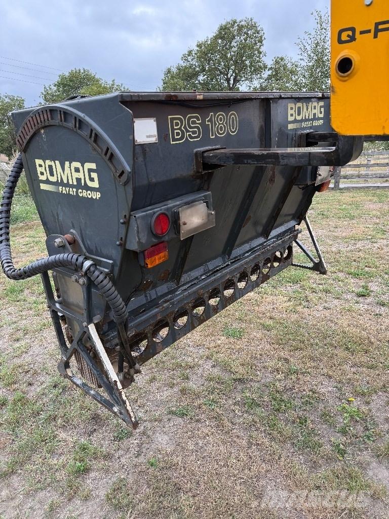 Bomag BS 180 Ikerdobos hengerek