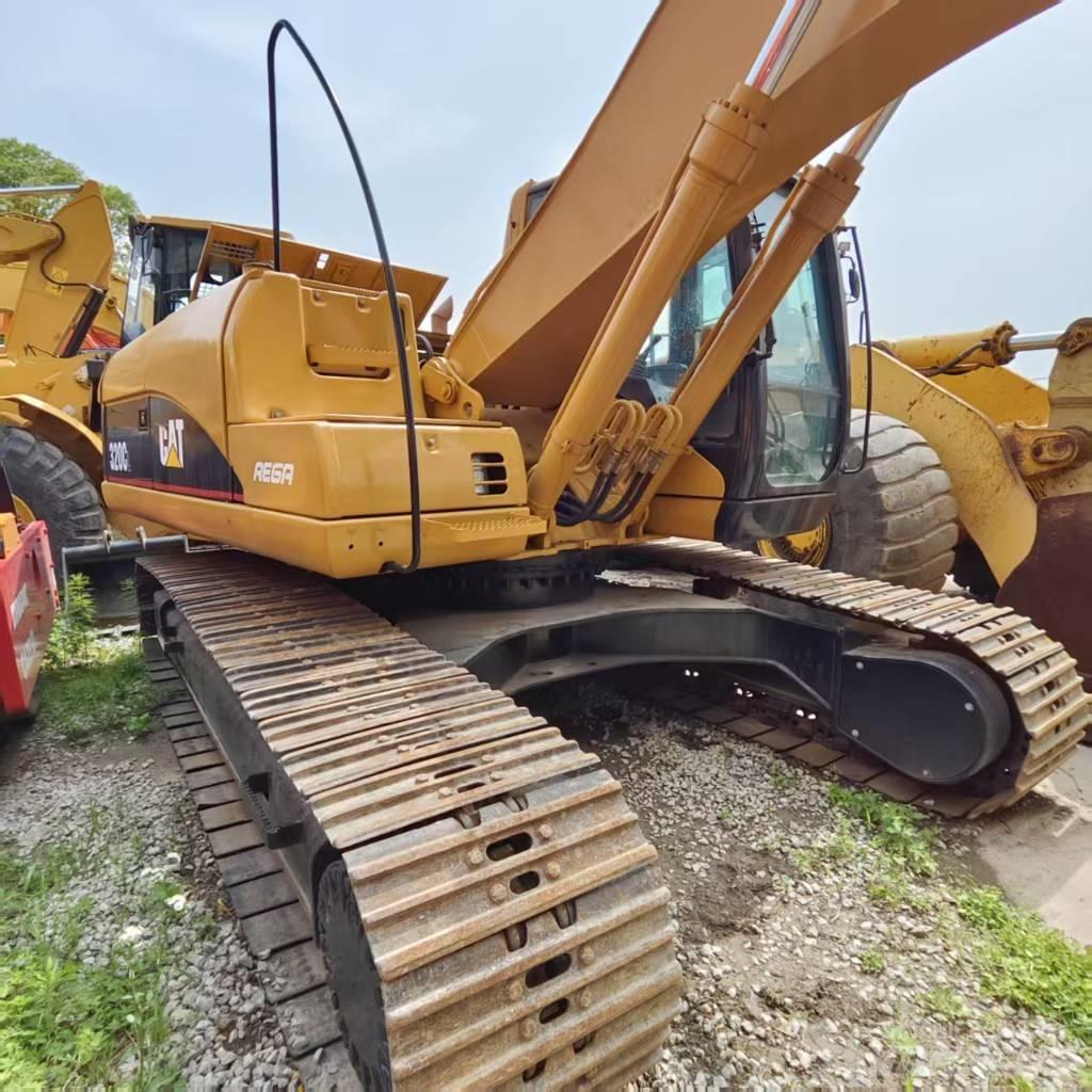 CAT 320 C L Lánctalpas kotrók