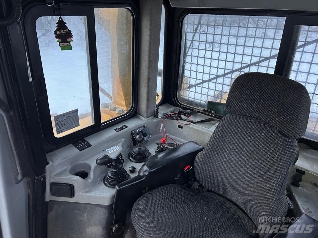CAT D 8 R lánctalpas dózerek