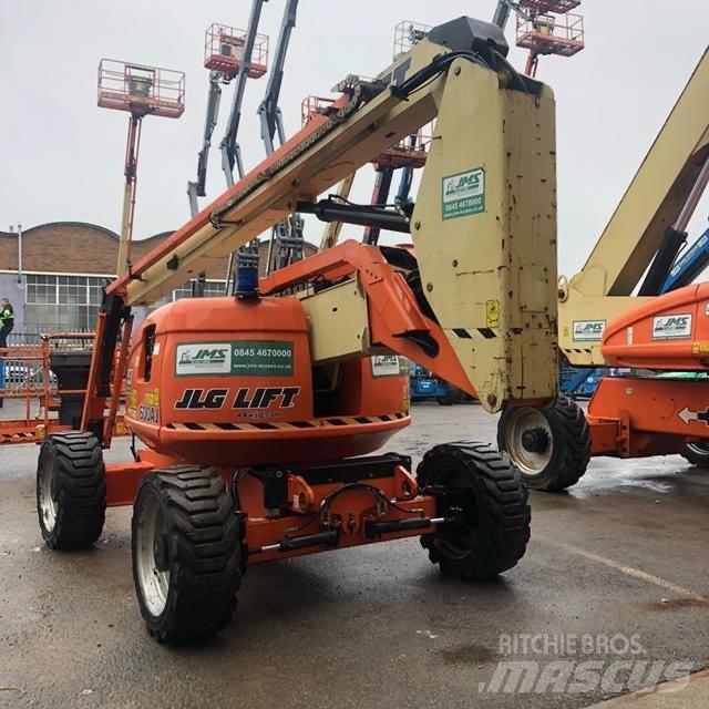 JLG 600 AJ Karos emelők
