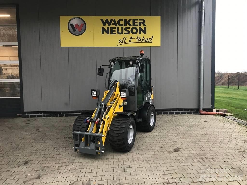 Wacker Neuson WL 25 Gumikerekes homlokrakodók