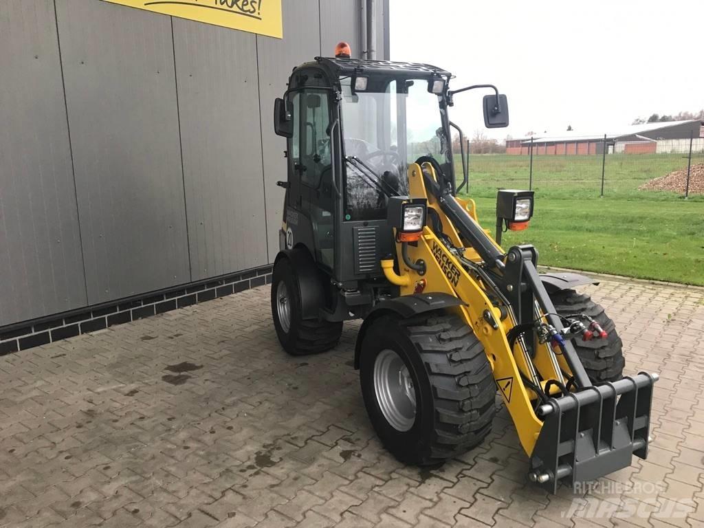 Wacker Neuson WL 25 Gumikerekes homlokrakodók
