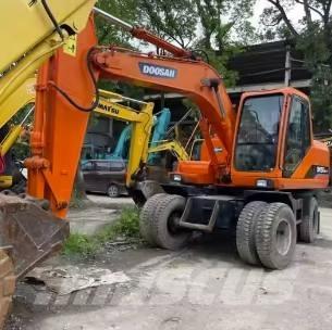 Doosan DH150W-7 Gumikerekes kotrók