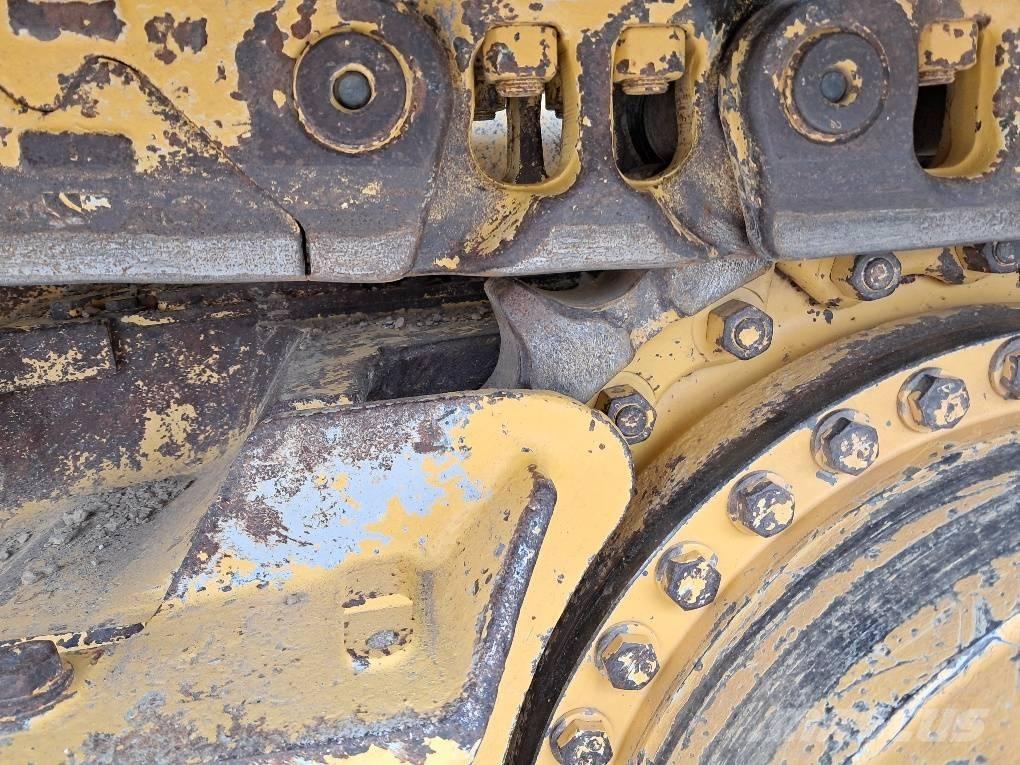 Komatsu D61PXI-24E0 lánctalpas dózerek