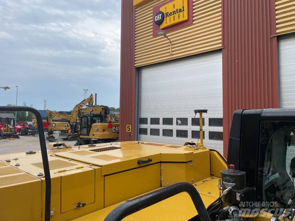 CAT 330 Lánctalpas kotrók