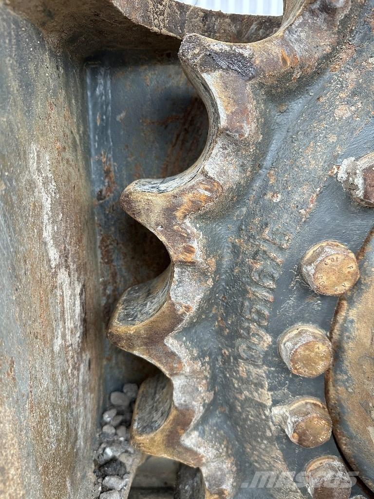 Liebherr R 936 LC Lánctalpas kotrók