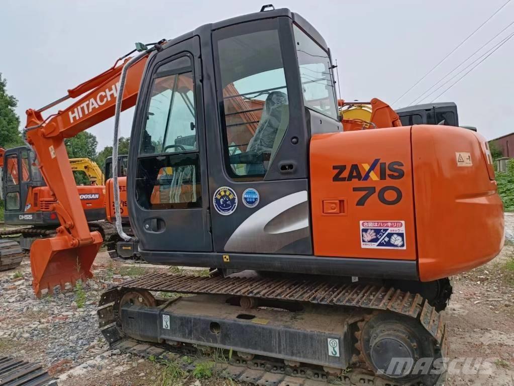 Hitachi ZX70 Mini kotrók < 7t