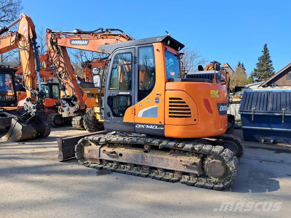 Develon DX 140 LCR-5 Lánctalpas kotrók