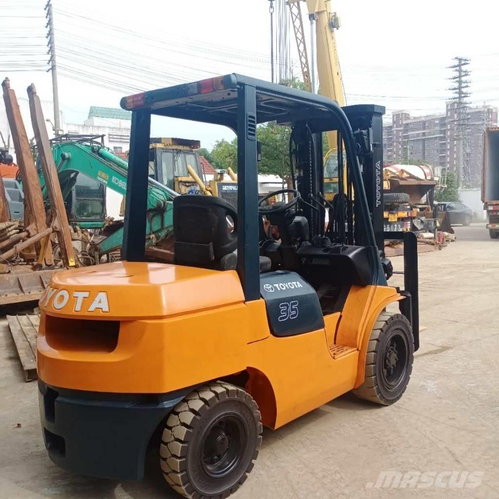 Toyota FD 35 Dízel targoncák