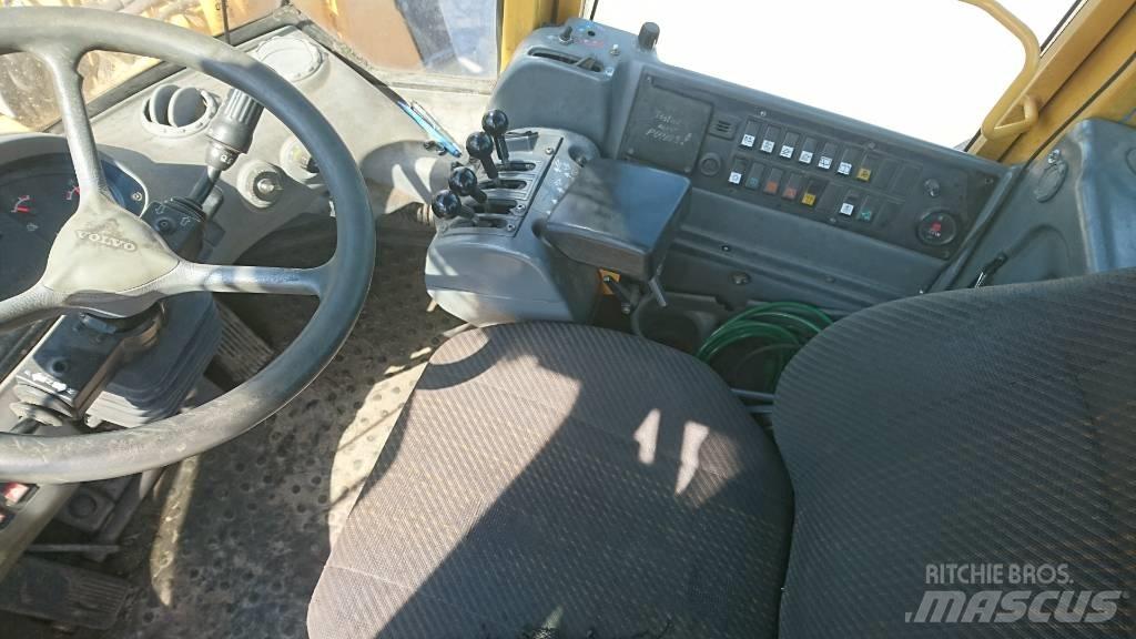 Volvo L 150 E Gumikerekes homlokrakodók
