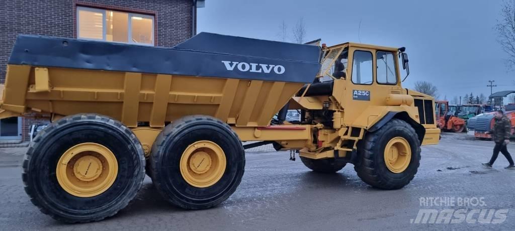 Volvo A 25 C 6x6 Csuklósdömperek
