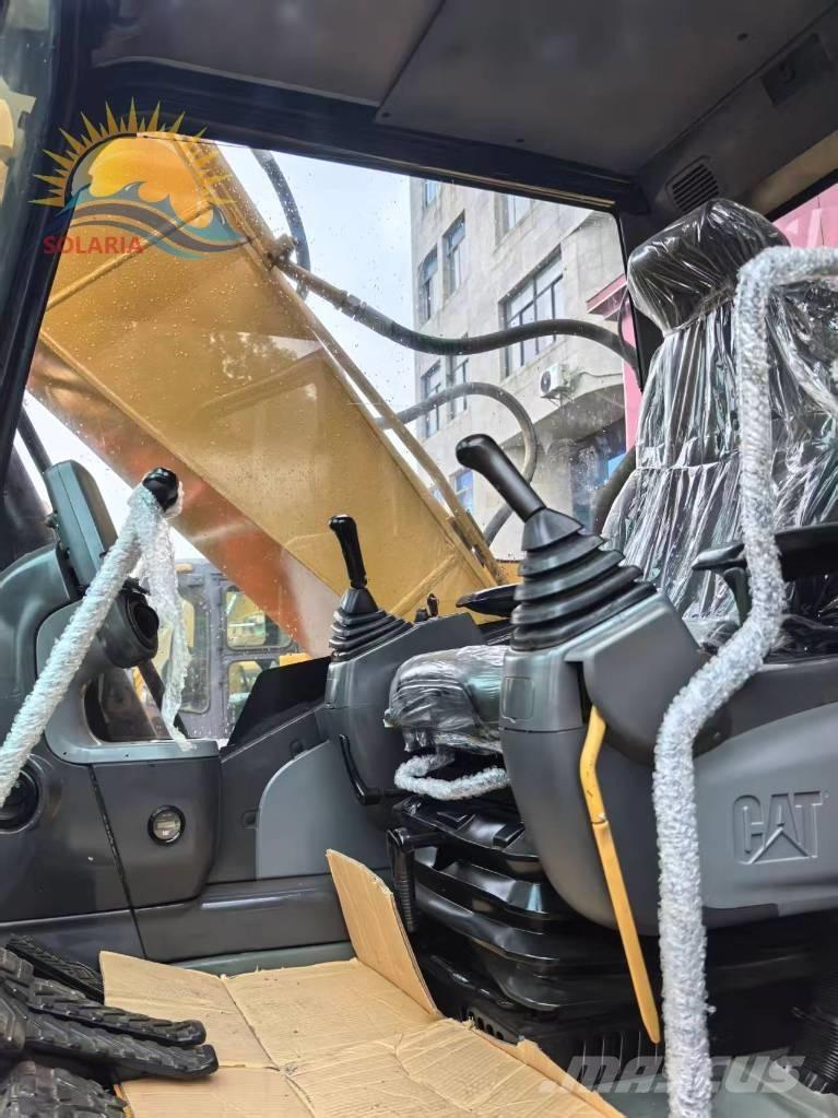 CAT 320D2L Lánctalpas kotrók