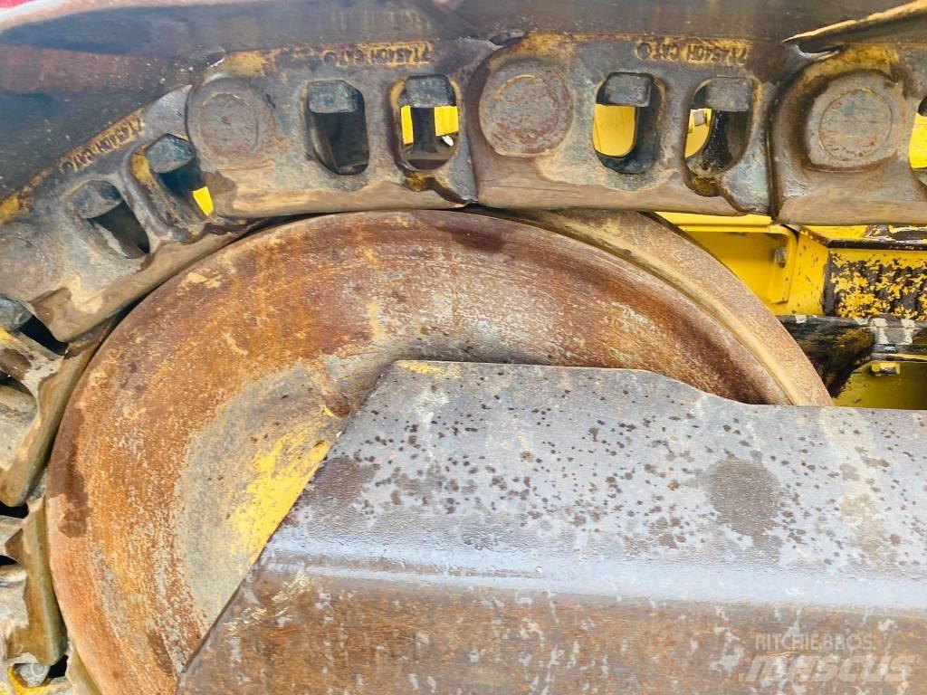 CAT 953 C Lánctalpas homlokrakodók