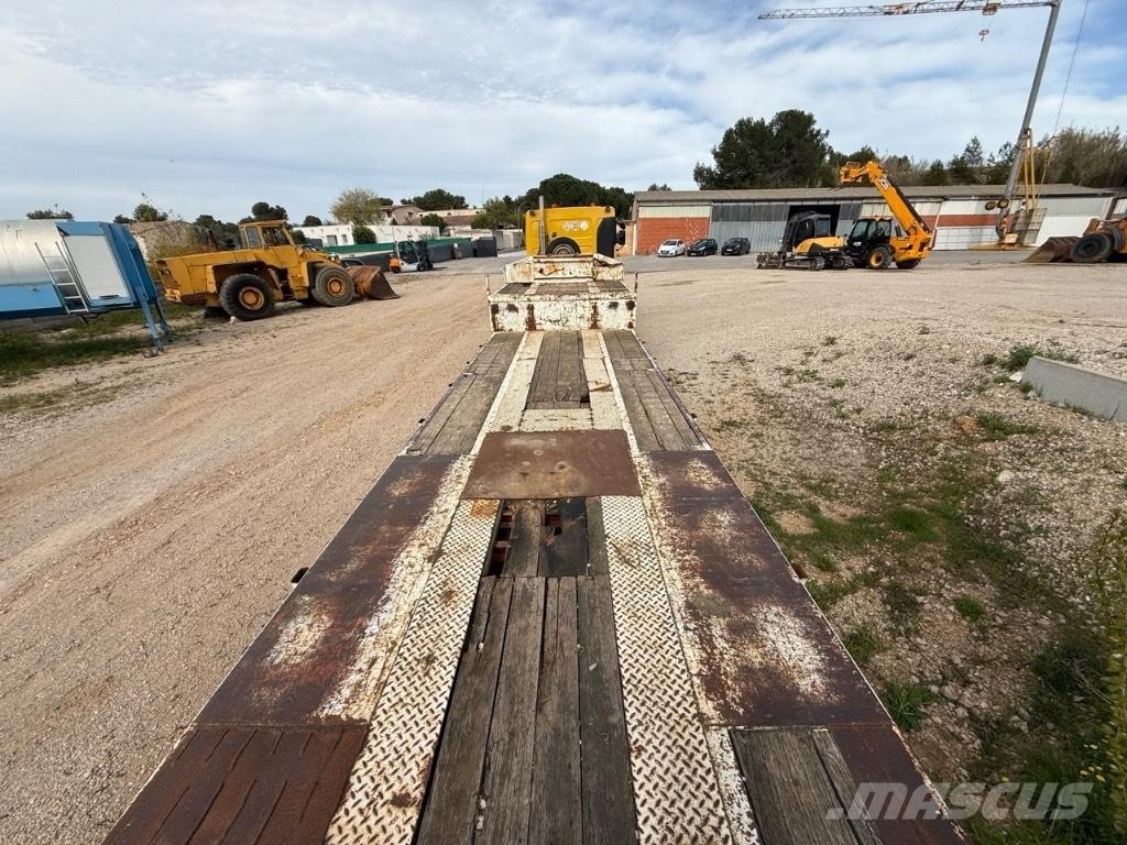 Renault Kerax Járműszállító félpótkocsik