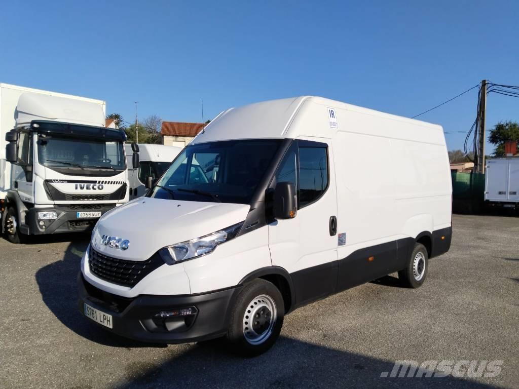 Iveco DAILY 35S16 Transporterek