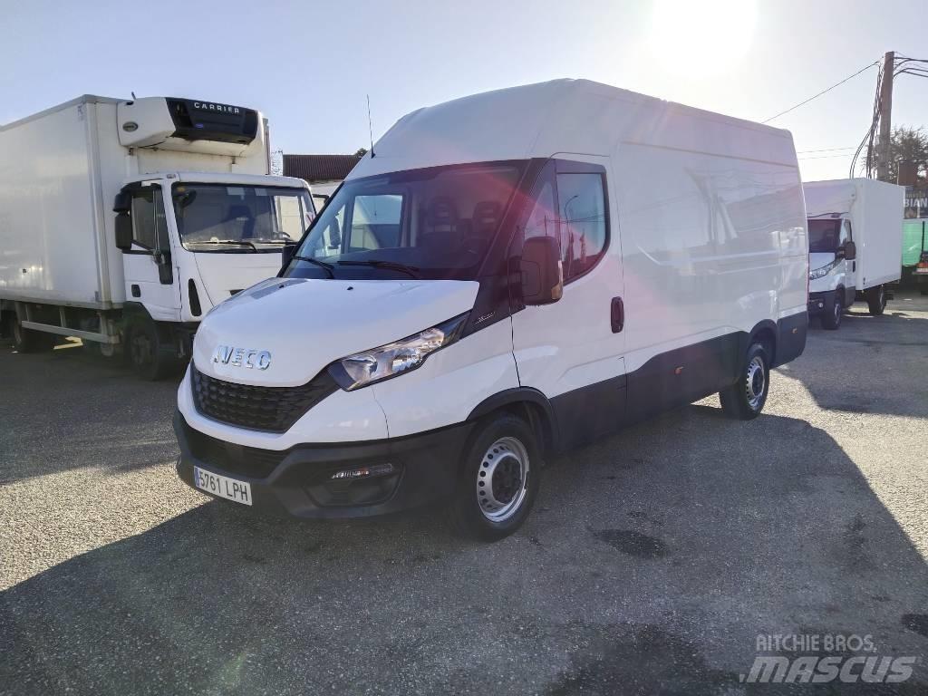 Iveco DAILY 35S16 Transporterek