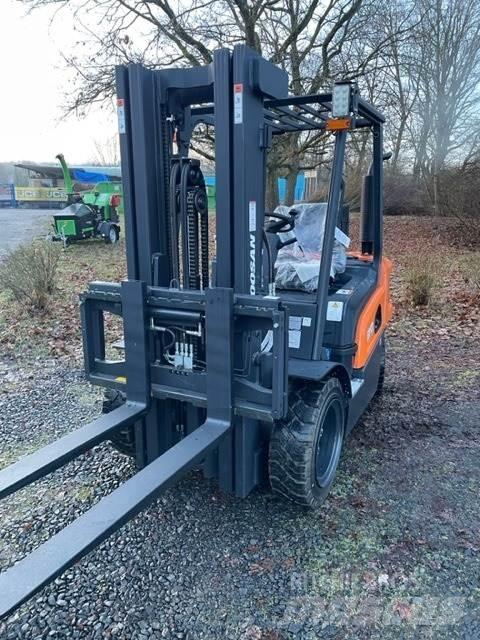 Doosan D30NXS Dízel targoncák