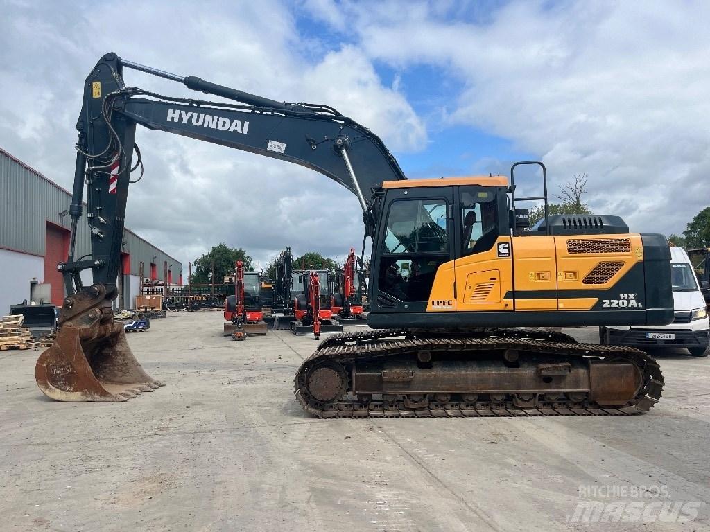 Hyundai HX220AL Lánctalpas kotrók
