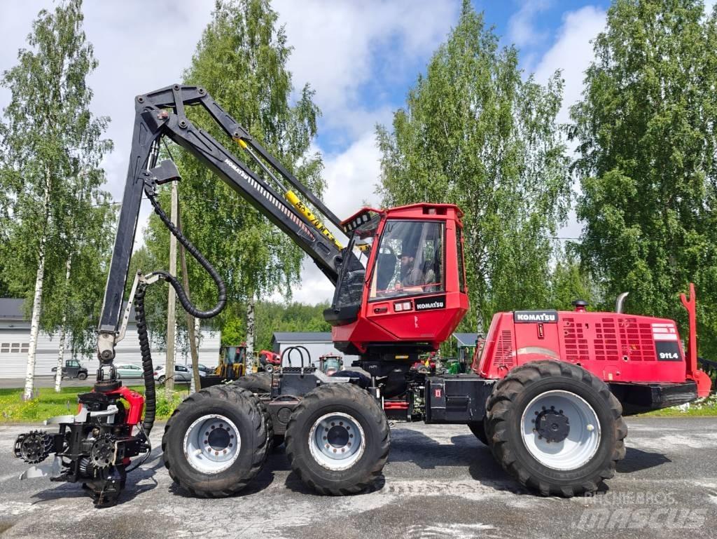 Komatsu 911.4 Betakarítók