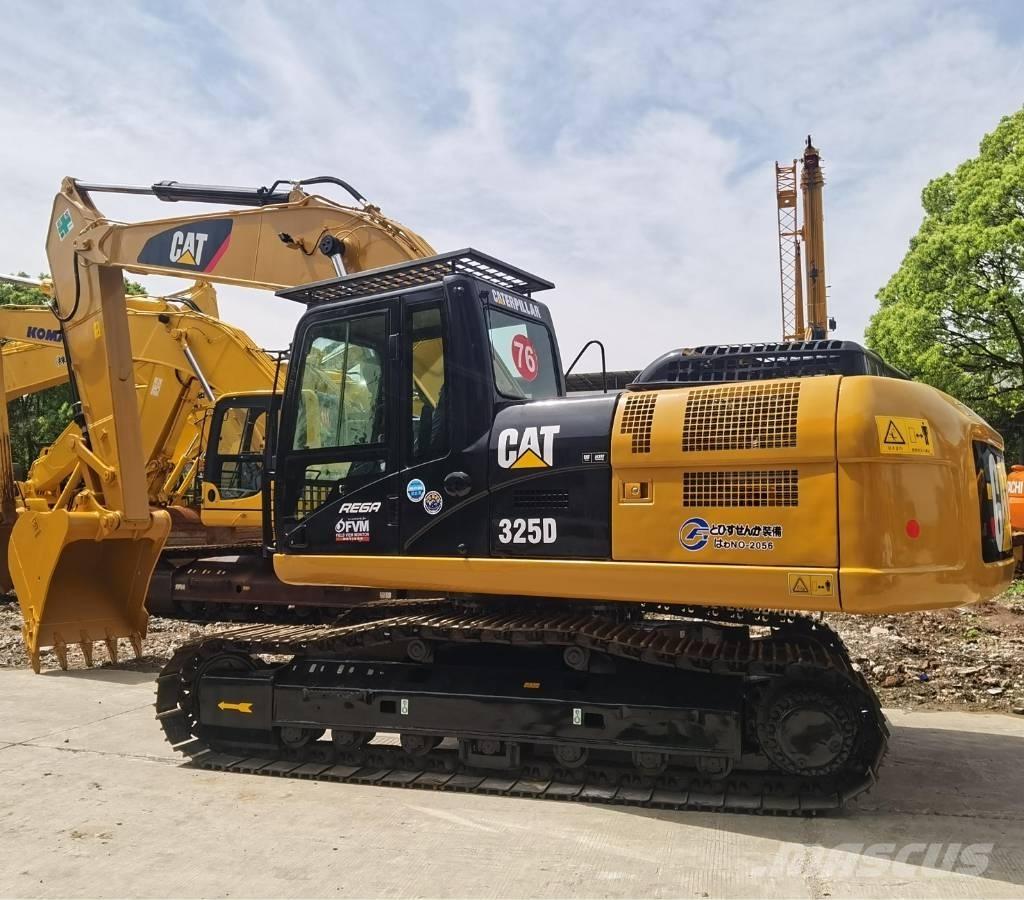 CAT 325 D Lánctalpas kotrók