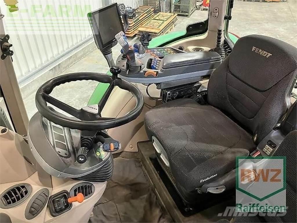 Fendt 700 vario s4 Traktorok