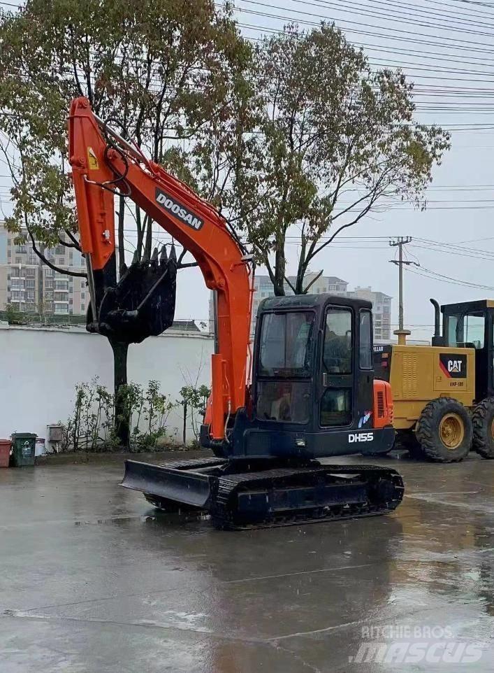 Doosan DH 55 Mini kotrók < 7t