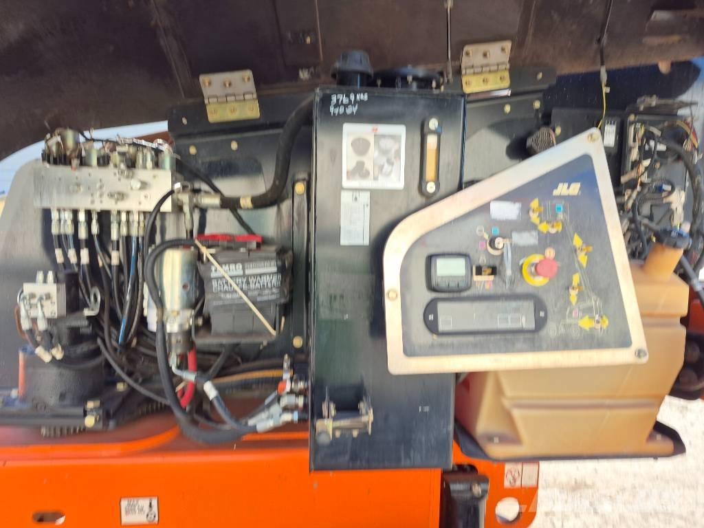 JLG 400 S Teleszkópos emelők