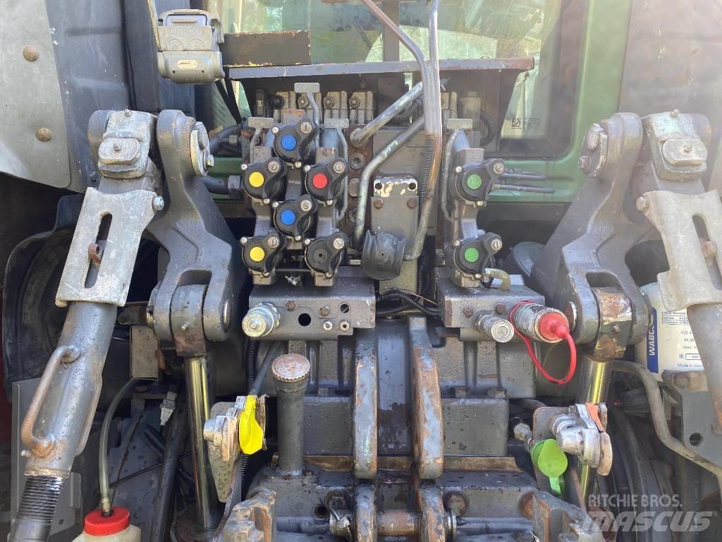 Fendt 933 Vario Traktorok