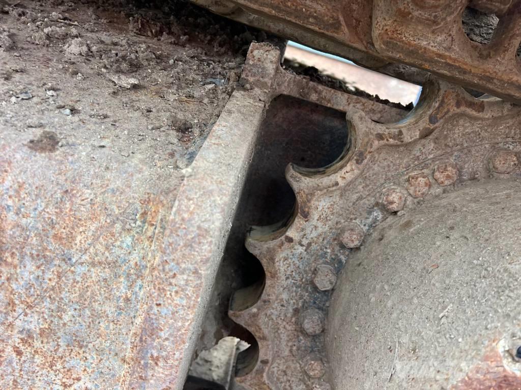 Hyundai HX 220 L Lánctalpas kotrók