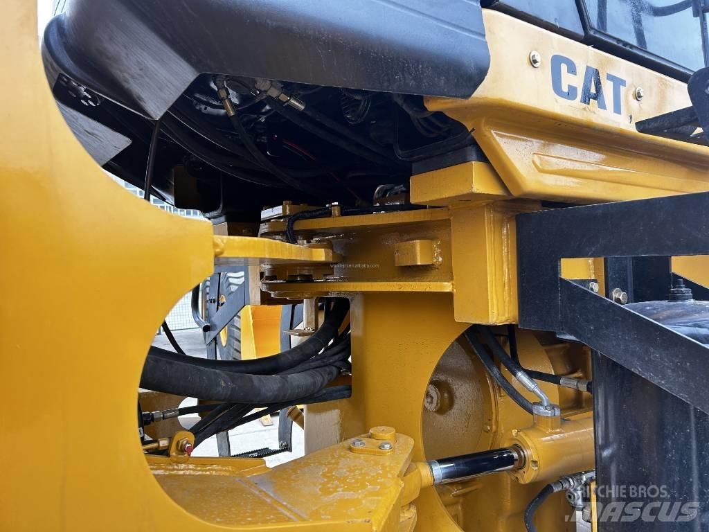 CAT 950 H Gumikerekes homlokrakodók
