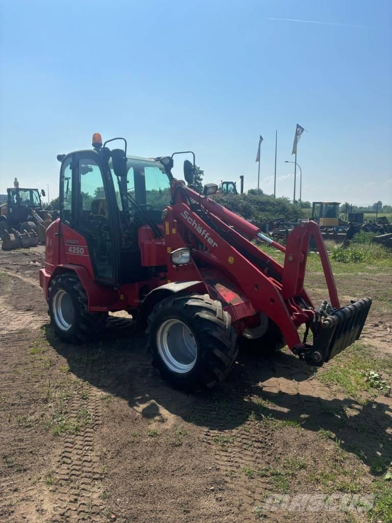 Schäffer 4250 Mini homlokrakodók