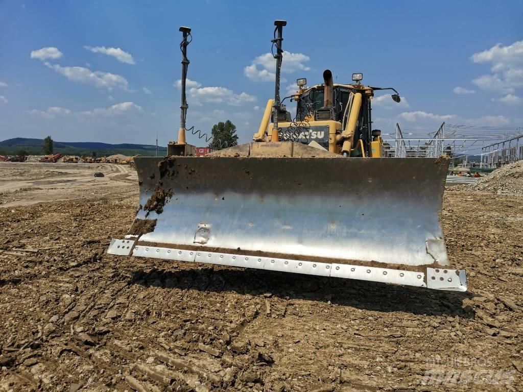 Komatsu D 65 PX-17 lánctalpas dózerek
