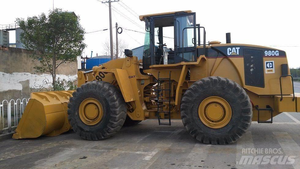 CAT 980 G Gumikerekes homlokrakodók