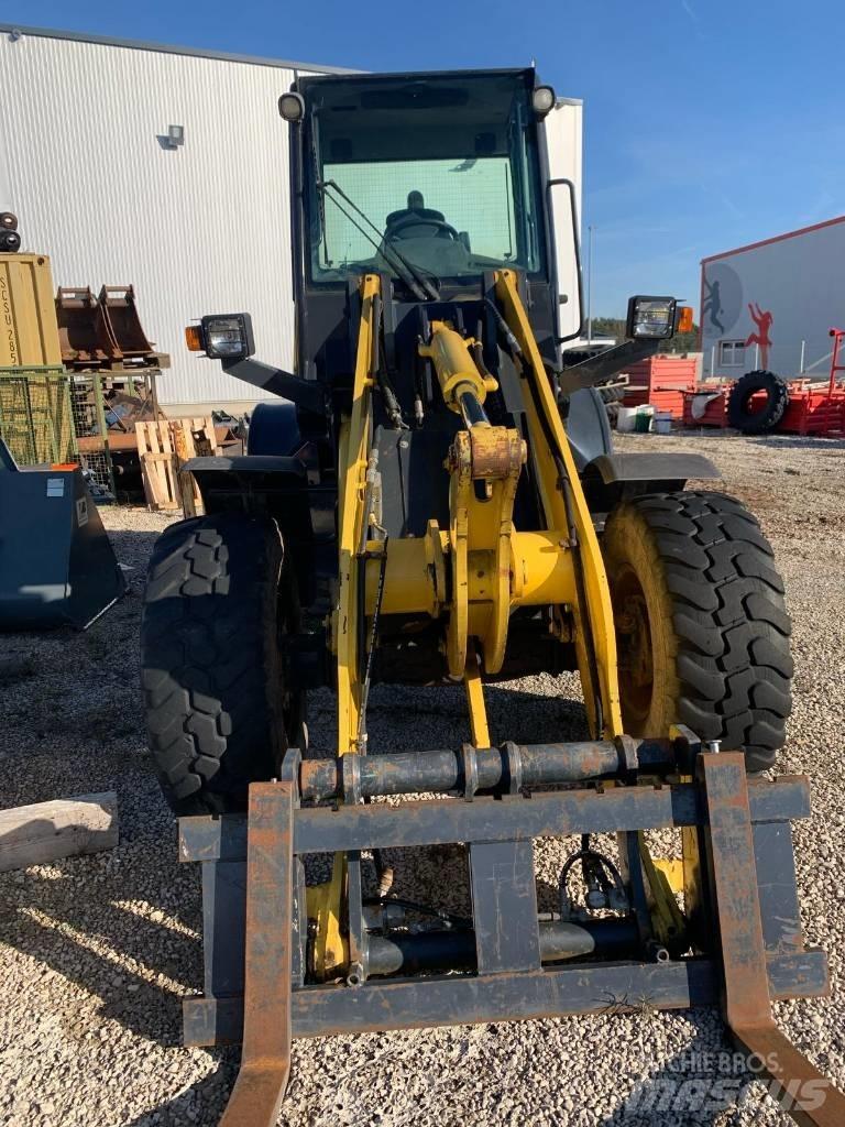 Komatsu WA 90-6 Gumikerekes homlokrakodók
