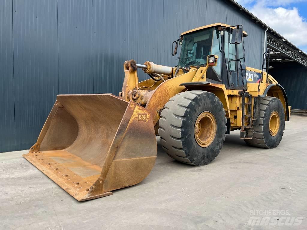 CAT 966 H Gumikerekes homlokrakodók
