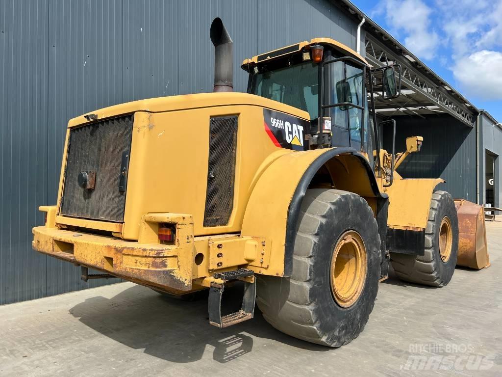 CAT 966 H Gumikerekes homlokrakodók